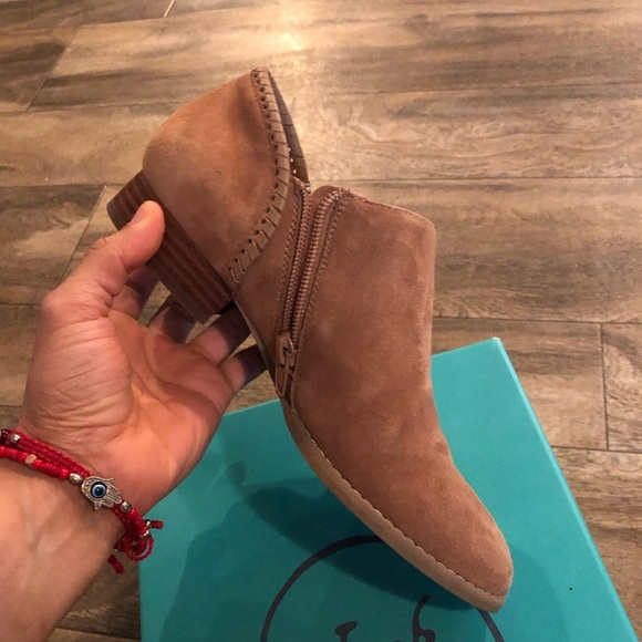 Jack Roger Avery suede  bootie - Picture 7 of 10